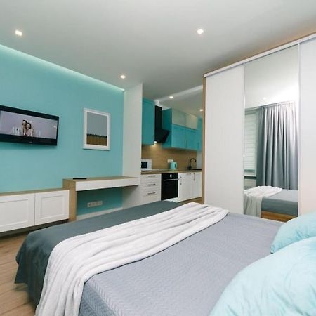 Happy Apartment, Warmth, Comfort, Turquoise Киев Экстерьер фото