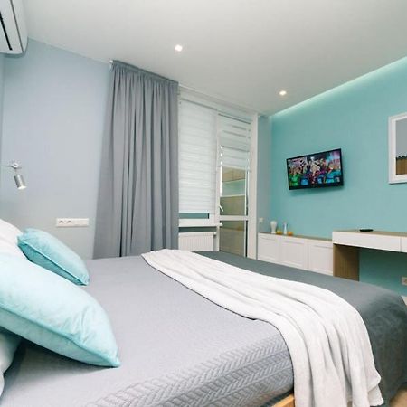 Happy Apartment, Warmth, Comfort, Turquoise Киев Экстерьер фото
